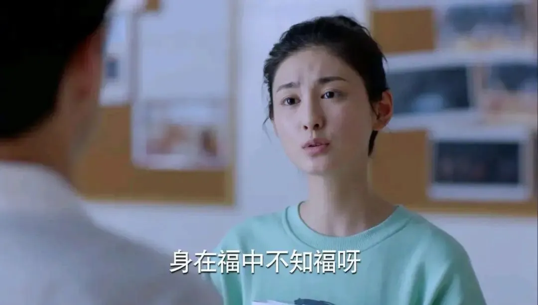 “饿鼠效应”害惨我全家！女儿抑郁痊愈后，我终于醒悟：最愚蠢的教育，就是让抑郁孩子保持“饥饿感”